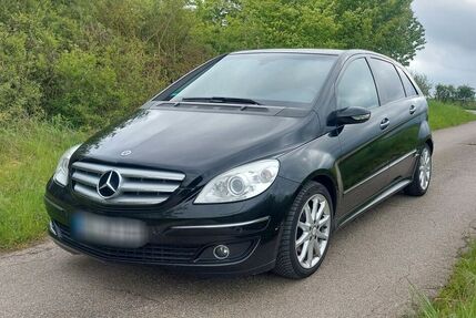 Mercedes B 200
