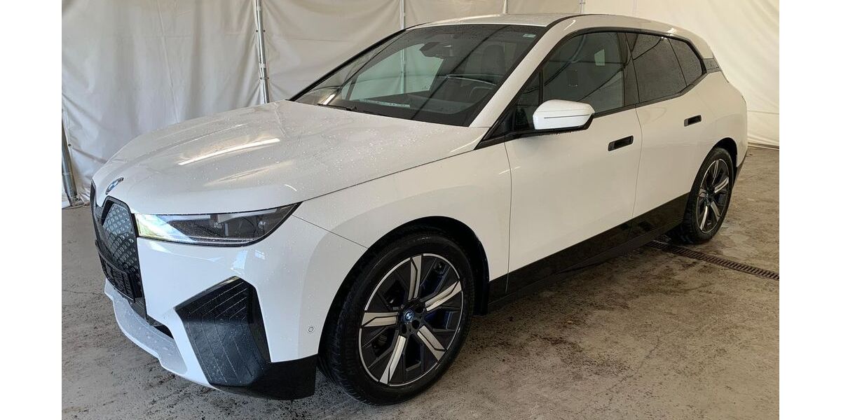 BMW iX 49.870 km 40.750 &euro; Steinbach-Hallenberg OT Herges-Hallenberg 98587