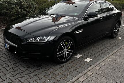 Jaguar XE 142.000 km 9.800 &euro; Wiesbaden 65203