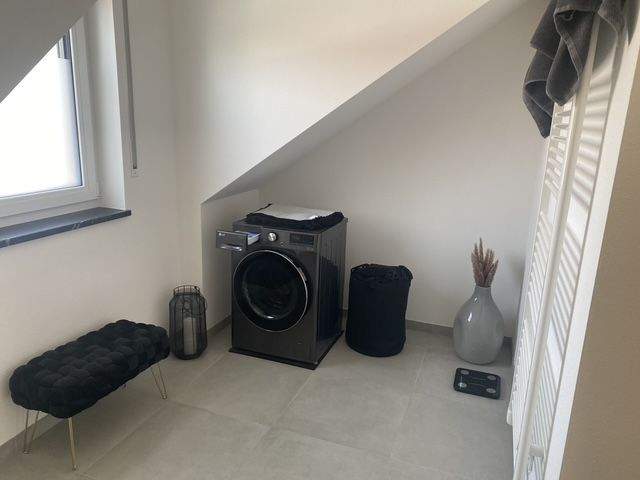 Etagenwohnung Aufhausen - 4 Zimmer, 116 m&sup2;, 1.150&euro; | Angebot:25850602