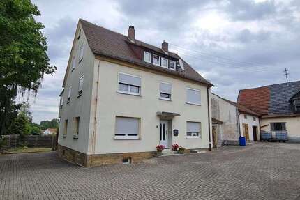 Haus Küps - 7 Zimmer, 240 m&sup2;, 289.000&euro; | Angebot:21338319