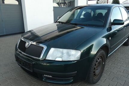 Skoda Superb 248.000 km 1.090 &euro; Erfurt 99087