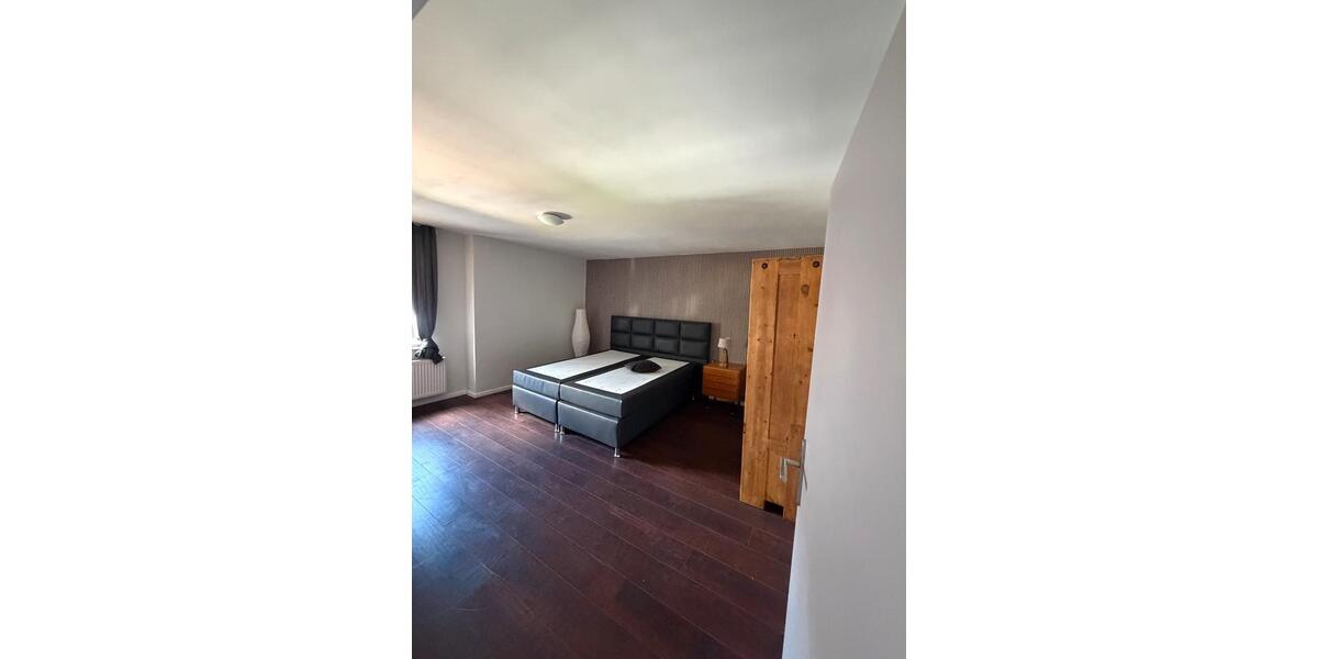 Etagenwohnung Olsberg - 5 Zimmer, 600 m&sup2;, 495.000&euro; | Angebot:26901786