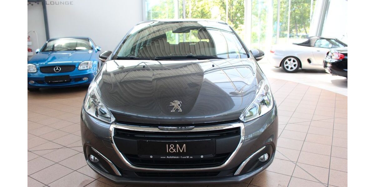 Peugeot 208 81.340 km 7.690 &euro; Celle 29227