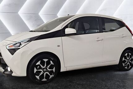 Toyota Aygo (X) 38.990 km 14.990 &euro; Berlin 12683