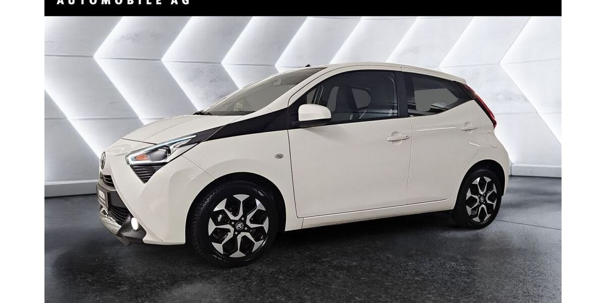 Toyota Aygo (X) 38.990 km 14.990 &euro; Berlin 12683