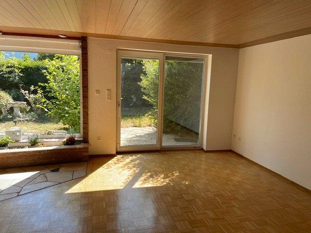 Bungalow Homberg (Efze) - 8 Zimmer, 170 m&sup2;, 365.000&euro; | Angebot:27121035