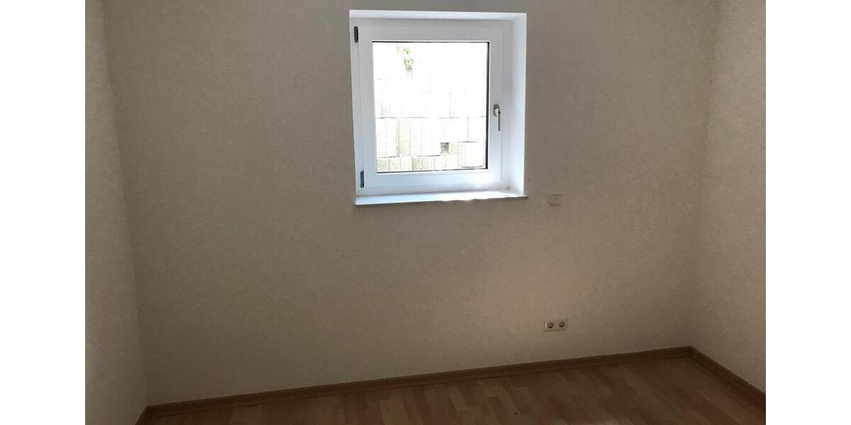 Etagenwohnung Leutenbach - 2 Zimmer, 38 m&sup2;, 820&euro; | Angebot:25105276