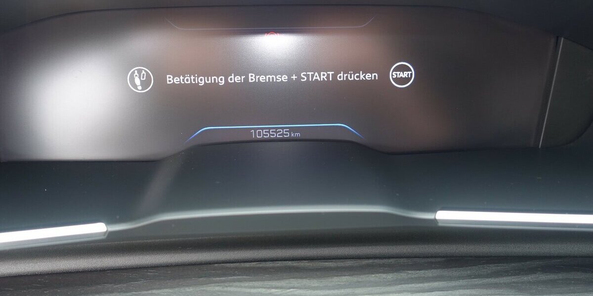 Peugeot 508 SW GT Pano AHK 8x Alu Kamera PDC LED 105.500 km 18.950 &euro; Neumarkt/OPf 92318