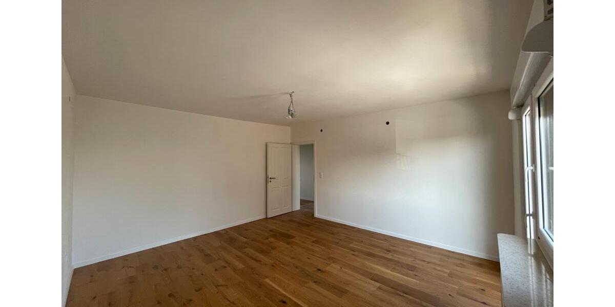 Etagenwohnung Euskirchen Dom-Esch - 2.5 Zimmer, 65 m&sup2;, 960&euro; | Angebot:26424618