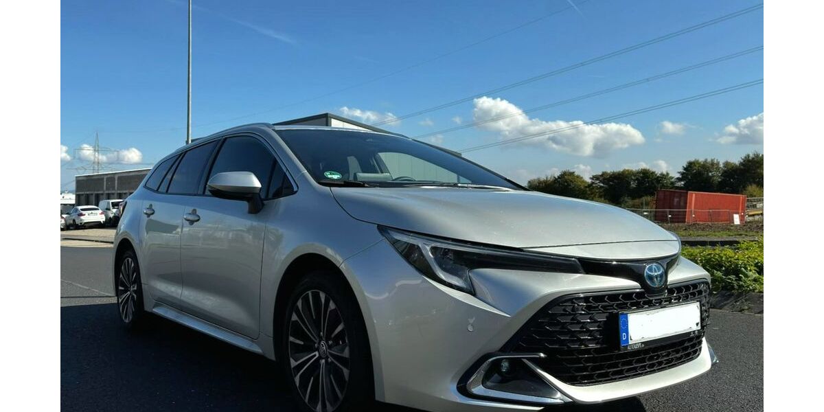 Toyota Corolla 20.500 km 28.900 &euro; Ettringen 56729