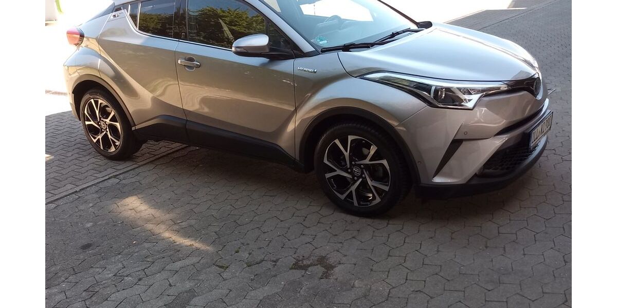 Toyota C-HR 96.000 km 18.000 &euro; Illertissen 89257