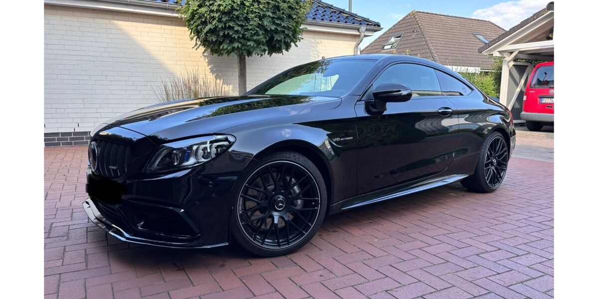 Mercedes-Benz C 63 AMG 27.409 km 67.500 &euro; Seeth-Ekholt 25337