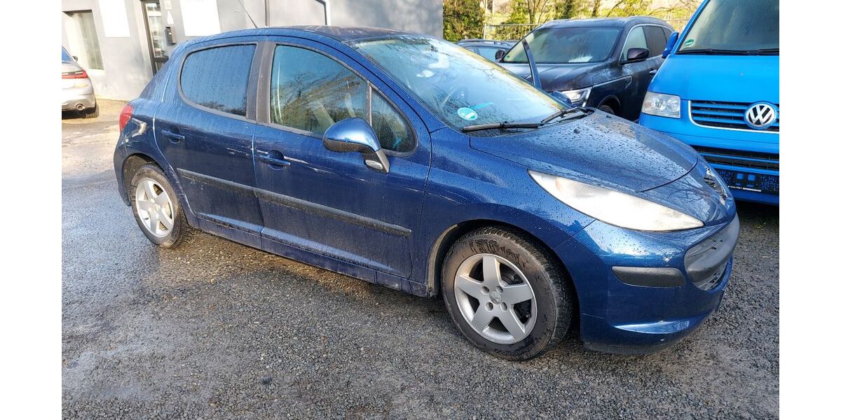 Peugeot 207 165.800 km 850 &euro; Würzburg 97082