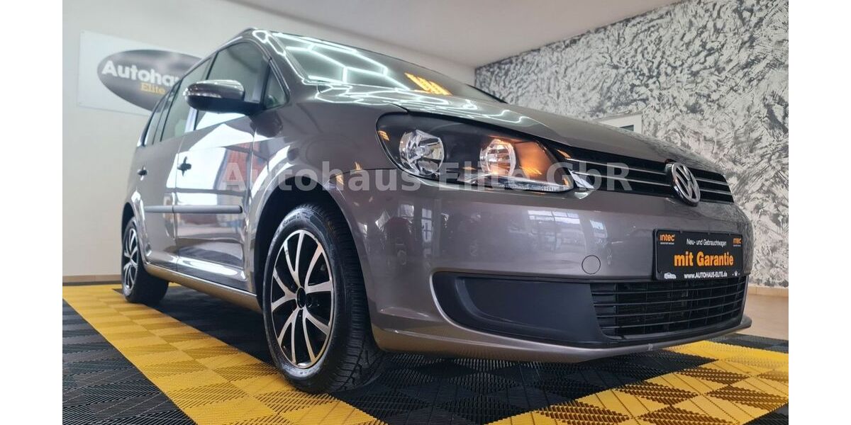 VW Touran 144.400 km 7.950 &euro; Anröchte 59609