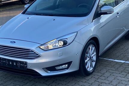 Ford Focus 82.000 km 12.990 &euro; Seevetal 21218