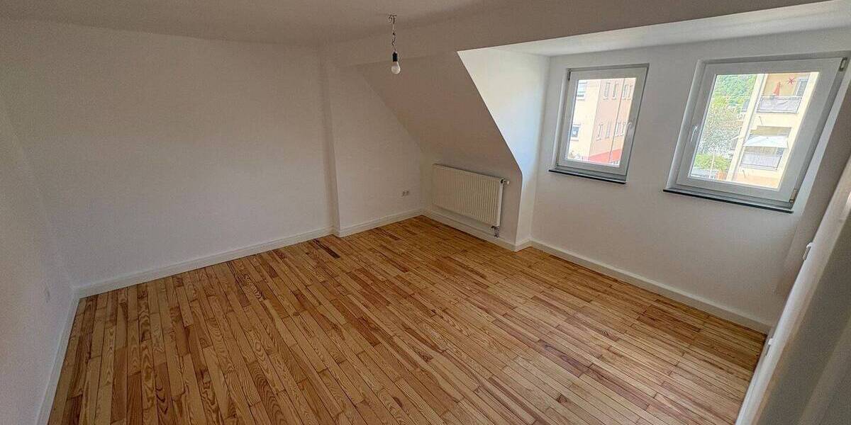Etagenwohnung Neustadt an der Aisch Neustadt - 3 Zimmer, 65 m&sup2;, 800&euro; | Angebot:26542616