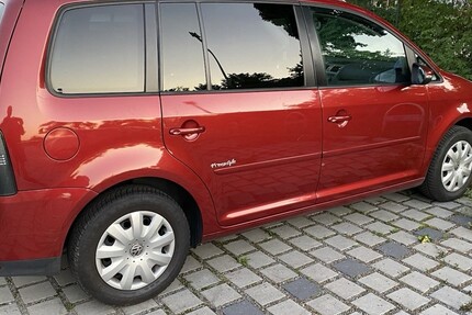 VW Touran 205.000 km 5.100 € Regenstauf 93128