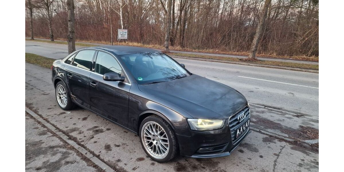 Audi A4 180.000 km 8.999 &euro; MÜNCHEN 80995