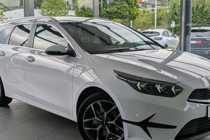 Kia ceed Sportswagon 11.326 km 23.450 &euro; Naila 95119