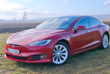 Tesla Model S 122.000 km 20.900 &euro; Trebur 65468