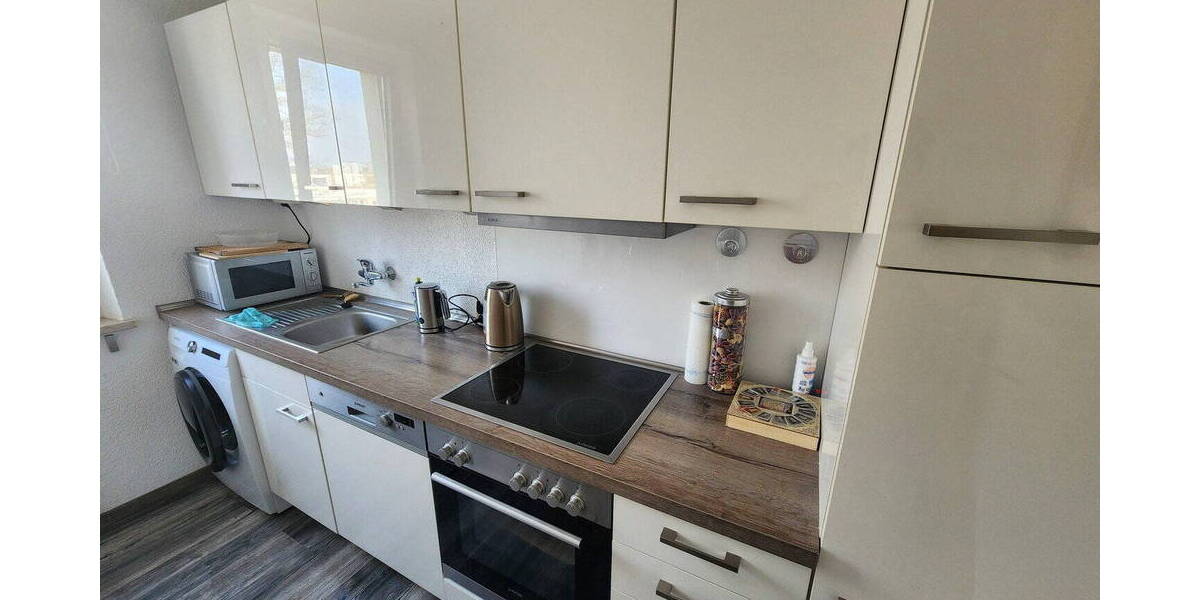 Etagenwohnung Greifswald Südstadt - 3 Zimmer, 60 m&sup2;, 665&euro; | Angebot:26388887