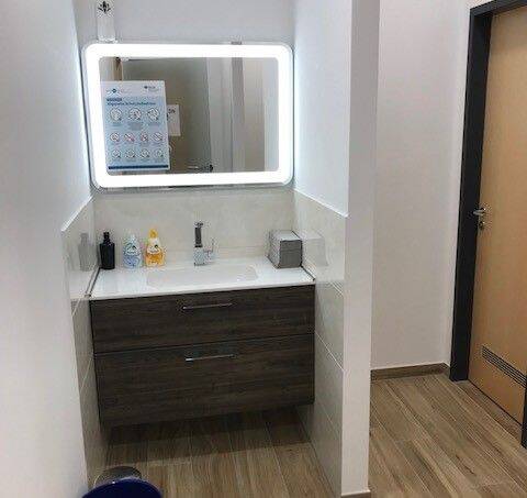 Gewerbeobjekt Neutraubling Birkenfeld - 874&euro; | Angebot:25656232