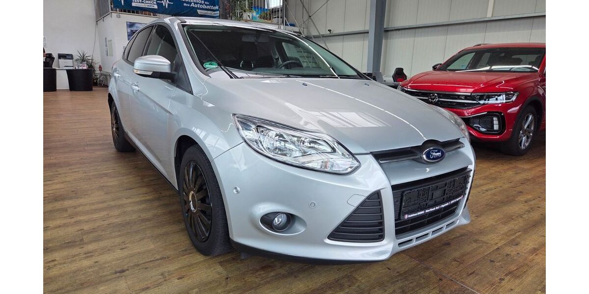 Ford Focus 85.923 km 6.790 &euro; Sankt Augustin 53757