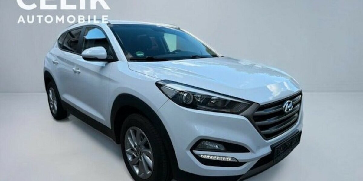 Hyundai Tucson blue 2WD 1. Hand 120.000 km 12.890 &euro; Neckarsulm 74172