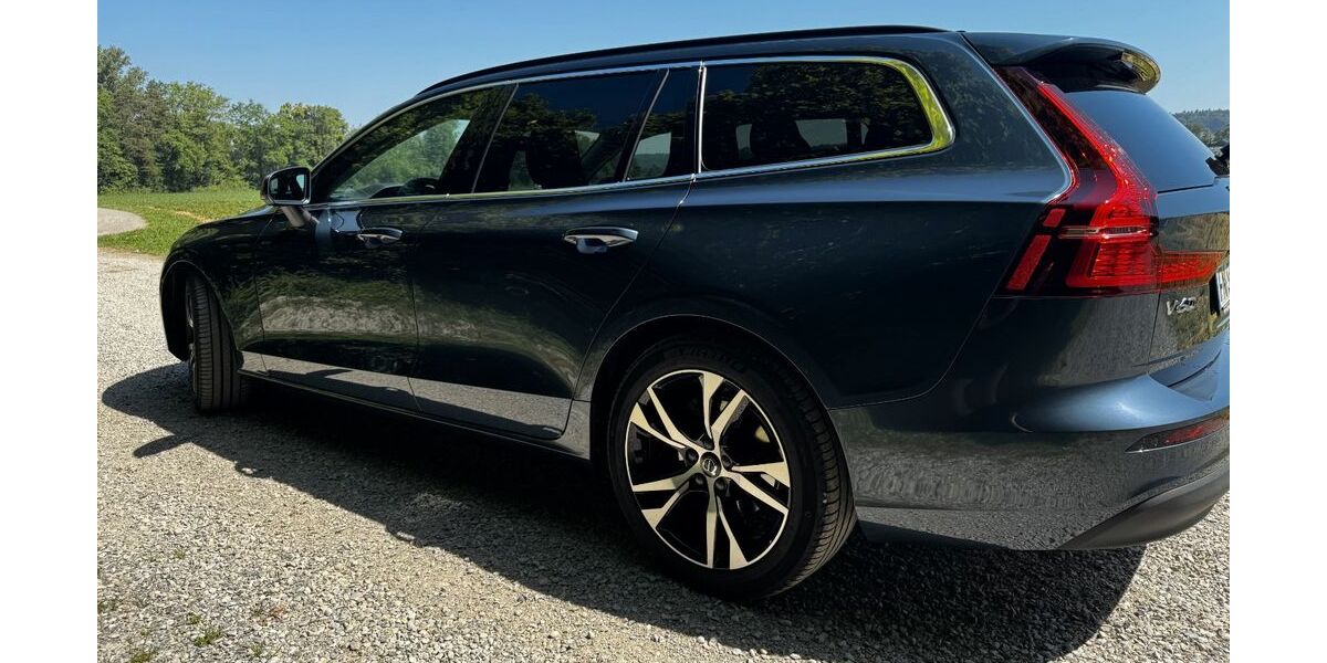 Volvo V60 36.700 km 37.990 &euro; Kressbronn-Betznau 88079