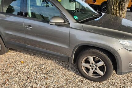 VW Tiguan 210.000 km 3.990 &euro; Geldern 47608