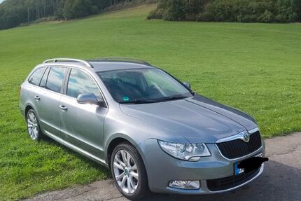 Skoda Superb 218.000 km 6.100 &euro; Brilon 59929