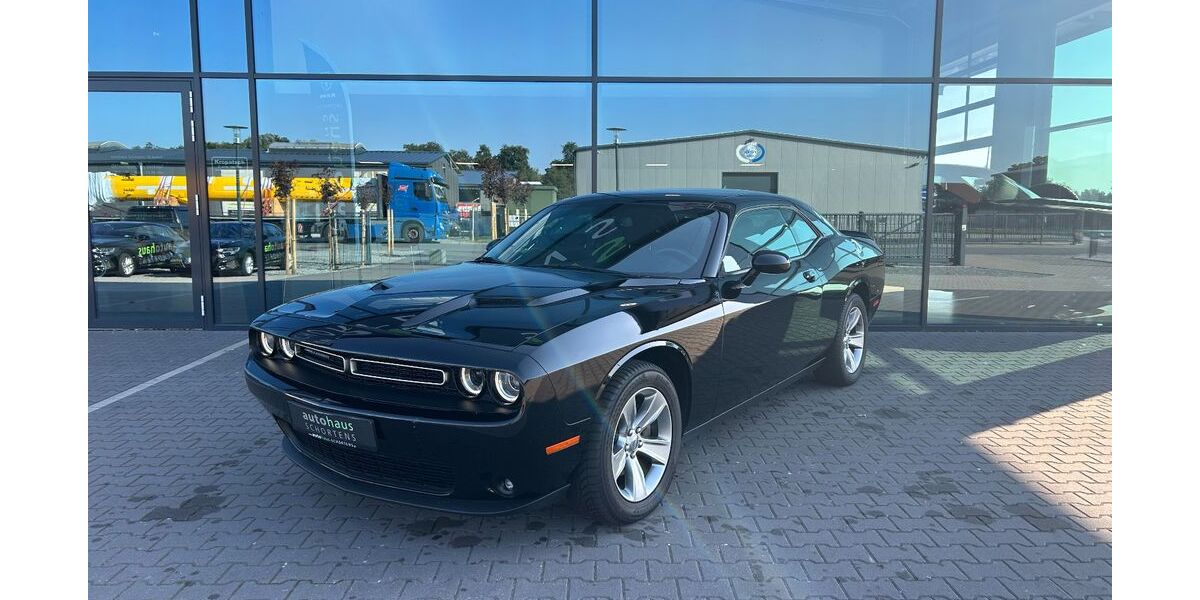 Dodge Challenger 13.900 km 35.990 &euro; Schortens 26419