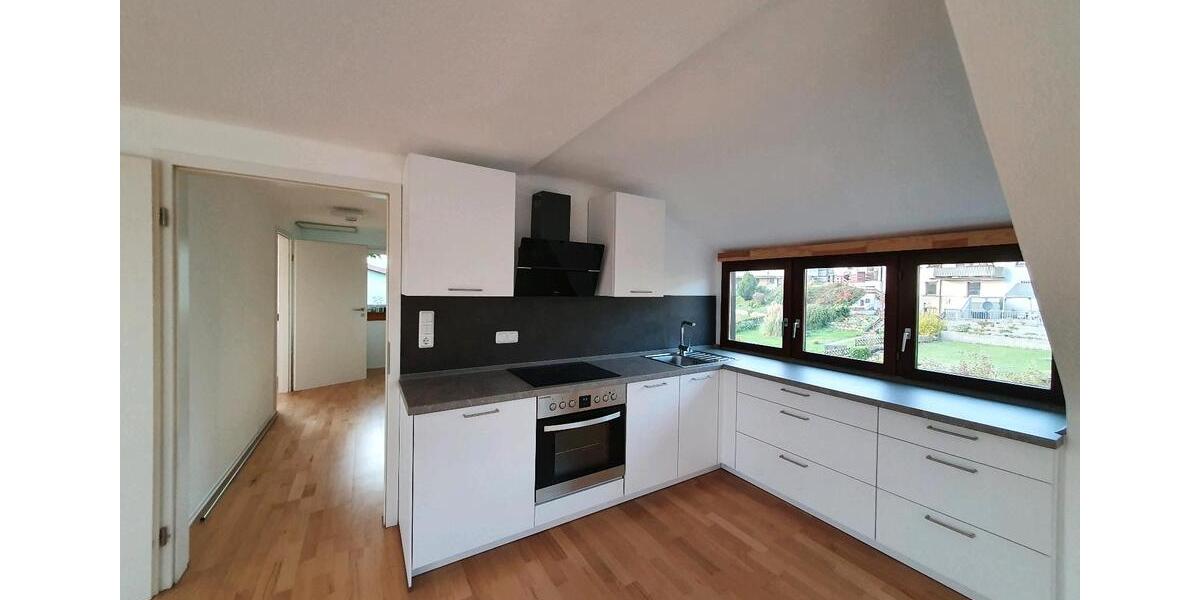 Dachgeschoßwohnung Sankt Ingbert - 2 Zimmer, 48 m&sup2;, 650&euro; | Angebot:26677035