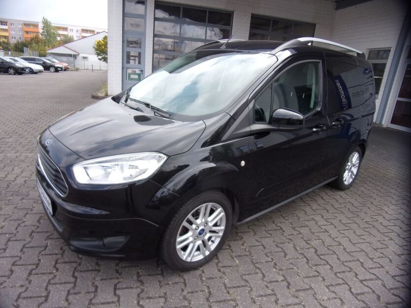 Ford Tourneo Courier 79.850 km 9.890 € Wolfen 06766