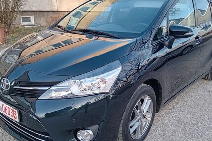 Toyota Verso 137.000 km 14.699 &euro; Fredersdorf-Vogelsdorf bei Berlin 15370