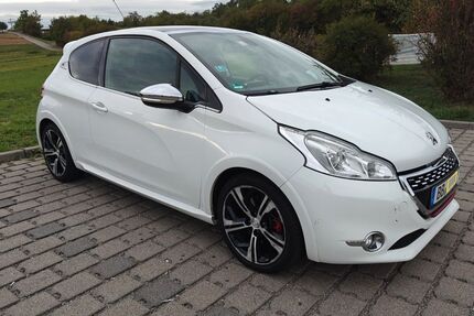 Peugeot 208 88.480 km 5.400 &euro; Herrenberg 71083