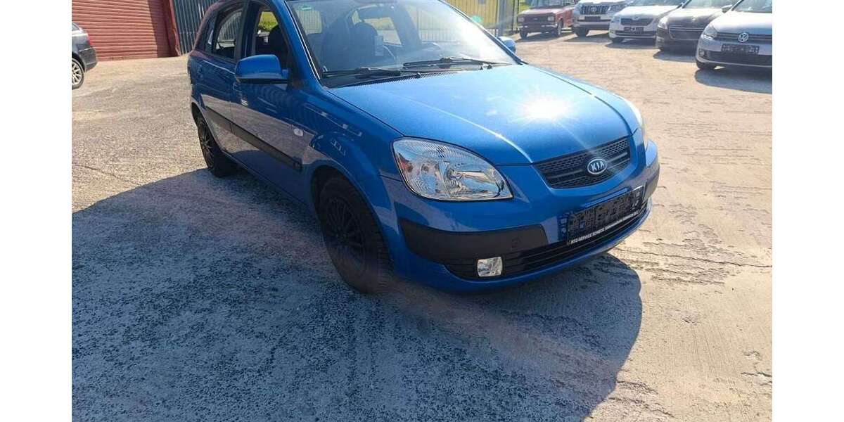 Kia Rio 158.429 km 1.887 &euro; Kaltennordheim / Unterweid 36452