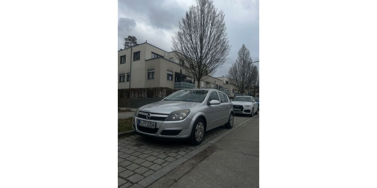 Opel Astra 172.000 km 1.500 &euro; München 81925