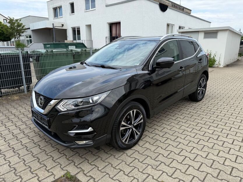 Nissan Qashqai 83.000 km 17.900 € Senden 89250