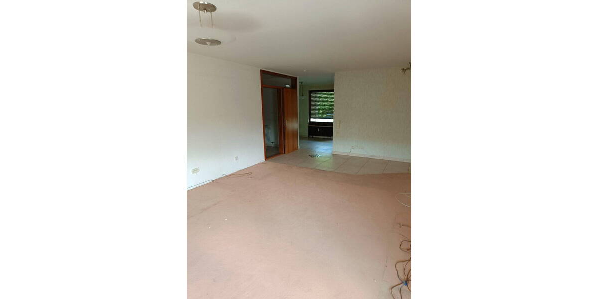 Etagenwohnung Korntal-Münchingen Korntal - 3 Zimmer, 92 m&sup2;, 350.000&euro; | Angebot:26253581