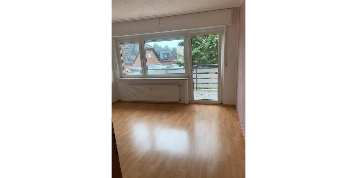 Etagenwohnung Lippetal - 3 Zimmer, 83 m&sup2;, 660&euro; | Angebot:26005023