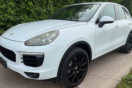Porsche Cayenne 94.000 km 38.450 &euro; Artern 06556