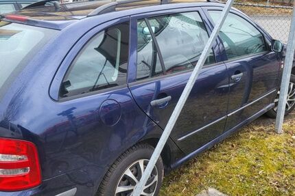 Skoda Fabia 278.954 km 650 € Fürstenfeldbruck 82256