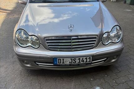 Mercedes-Benz 200 160.000 km 3.899 &euro; Schaafheim 64850