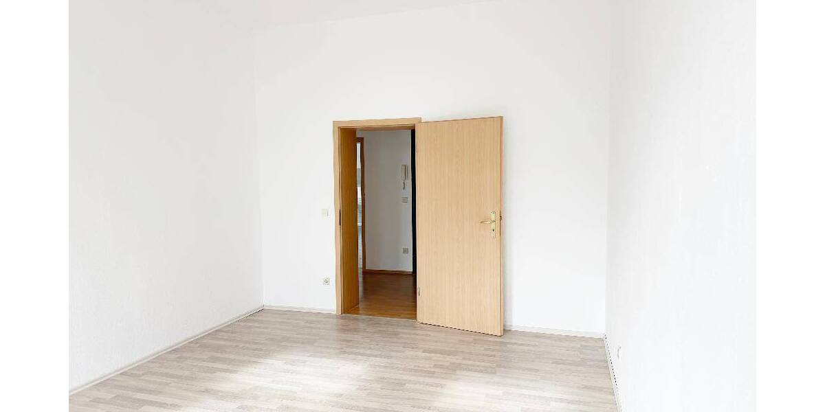 Etagenwohnung Riesa Altriesa - 2 Zimmer, 73 m&sup2;, 395&euro; | Angebot:25985365