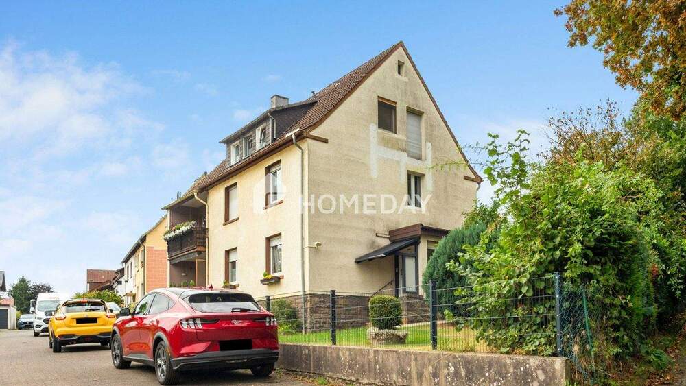 Charmante 3-Zimmer- Dachgeschosswohnung mit Entwicklungspotenzial 3 zimmer