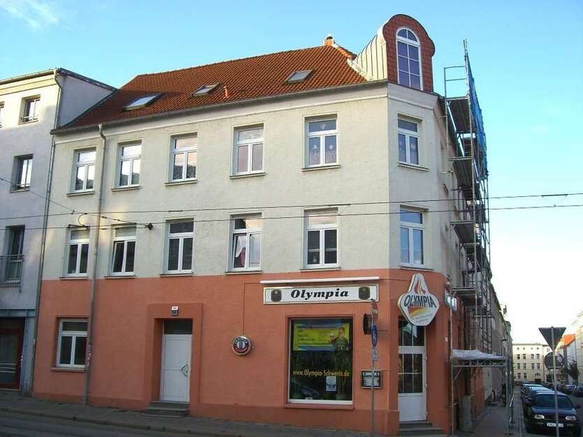 Wohnung zum Mieten in Schwerin 339 € 33.9 m²