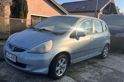 Honda Jazz 150.000 km 2.500 &euro; Berlin 12357
