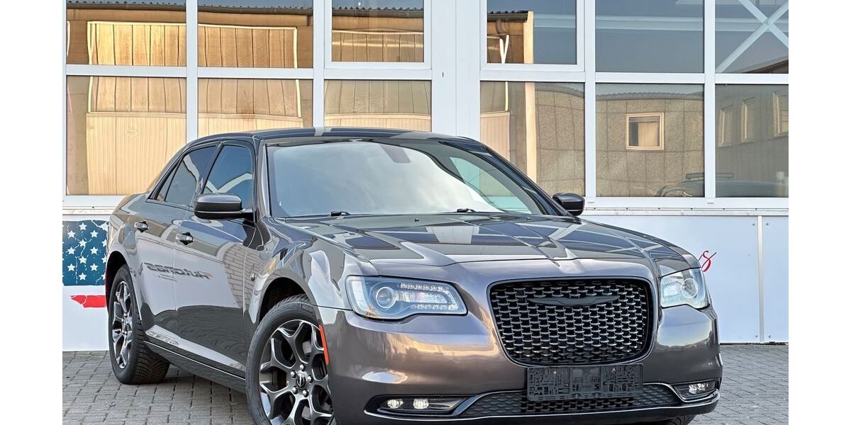 Chrysler 300C 105.300 km 16.900 &euro; Garbsen 30827